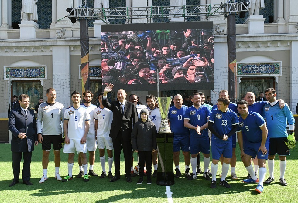 Prezident “Bakı 2019: Ulduzlar Finalı”nı izləyib - FOTO (YENİLƏNİB)