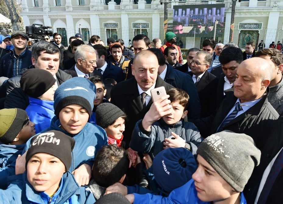 Prezident “Bakı 2019: Ulduzlar Finalı”nı izləyib - FOTO (YENİLƏNİB)