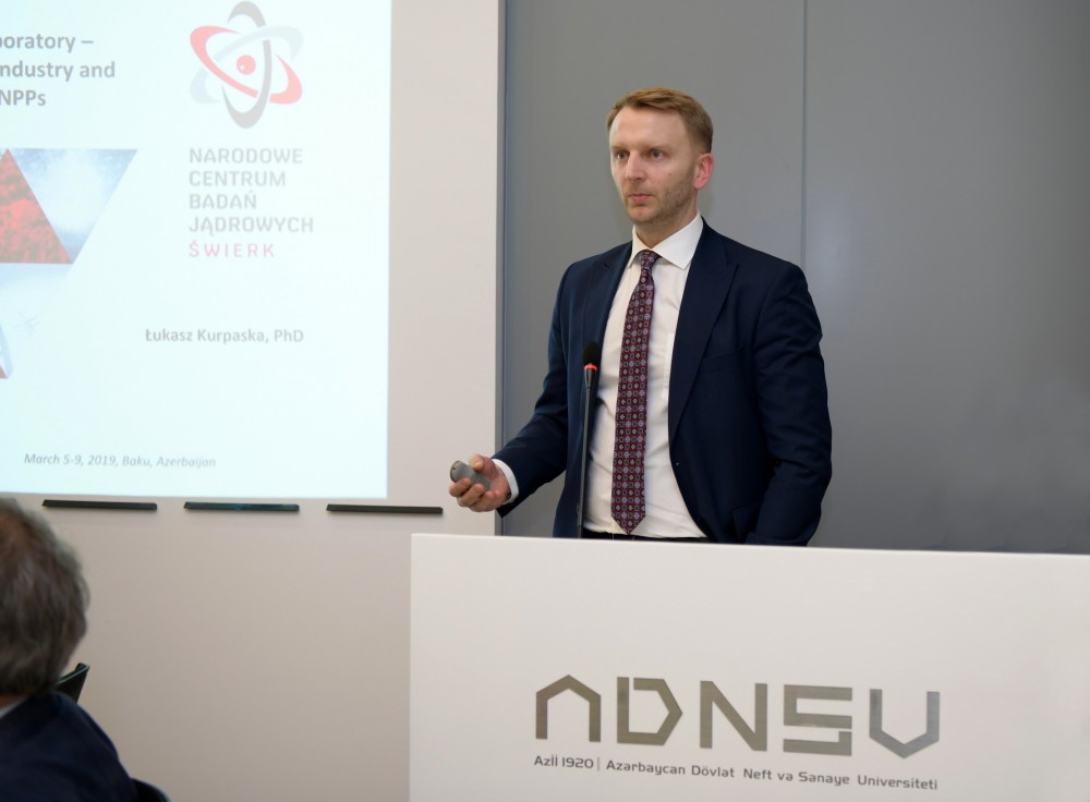 Polşalı nümayəndə heyəti ADNSU-da seminar keçdi - FOTOLAR