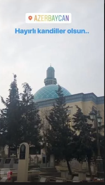 Sibel Can “Mir Mövsüm Ağa” ziyarətgahına getdi - FOTO