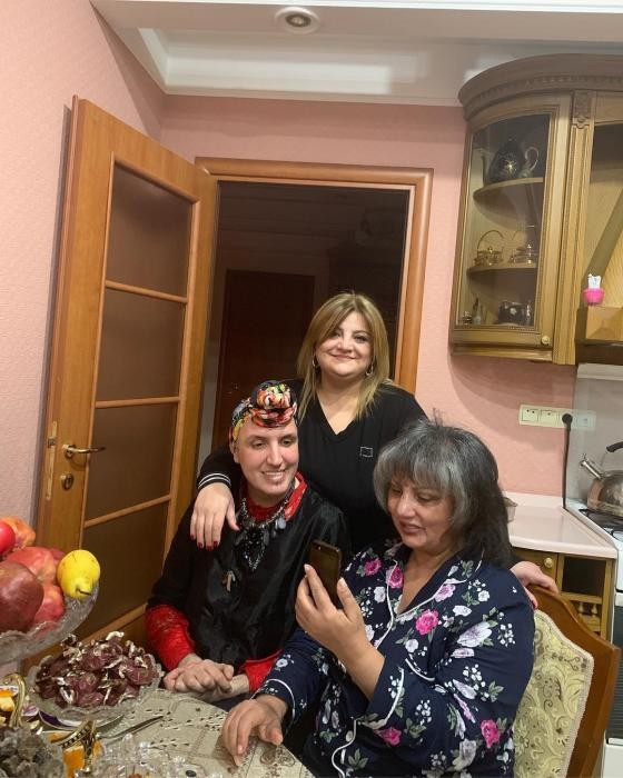 Oğlunun ölümündən sonra bu hala düşdü - FOTOLAR