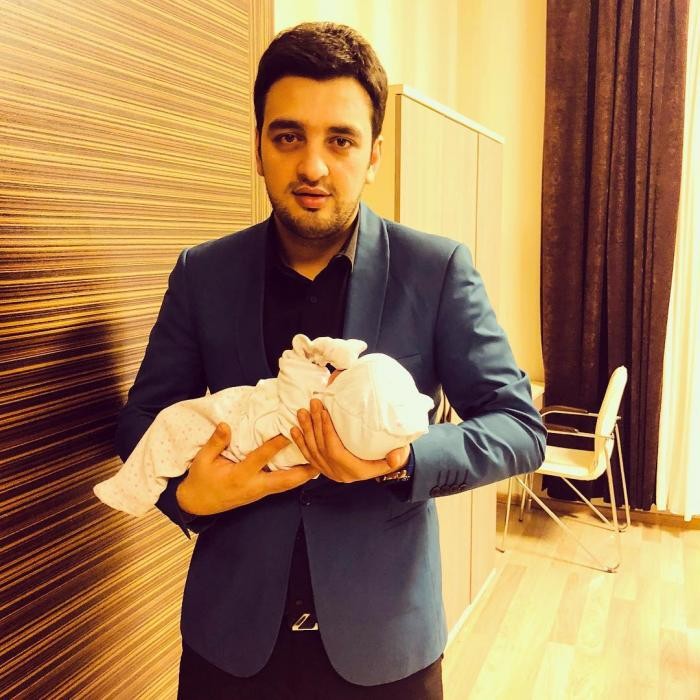 Aparıcı Zaur bir il keçməmiş boşandı - FOTO