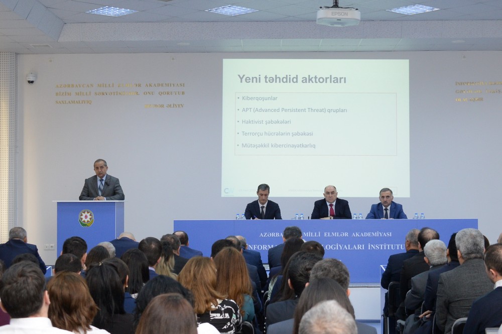 Respublika elmi-praktiki seminarı keçirildi - FOTOLAR