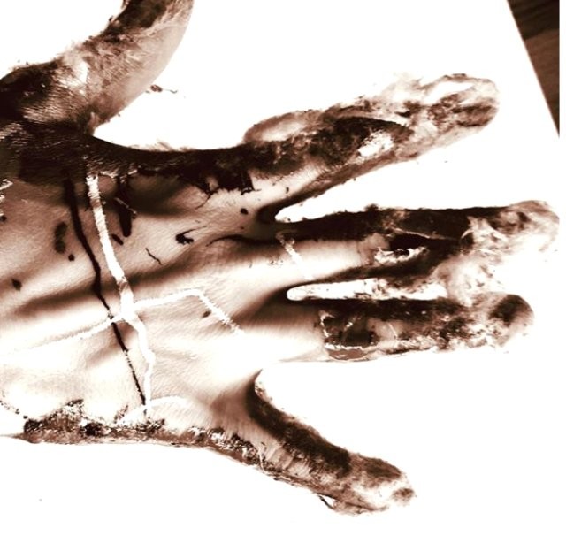 Fanatları Beren Saatın intihar edəcəyindən qorxur - Bu FOTOYA görə