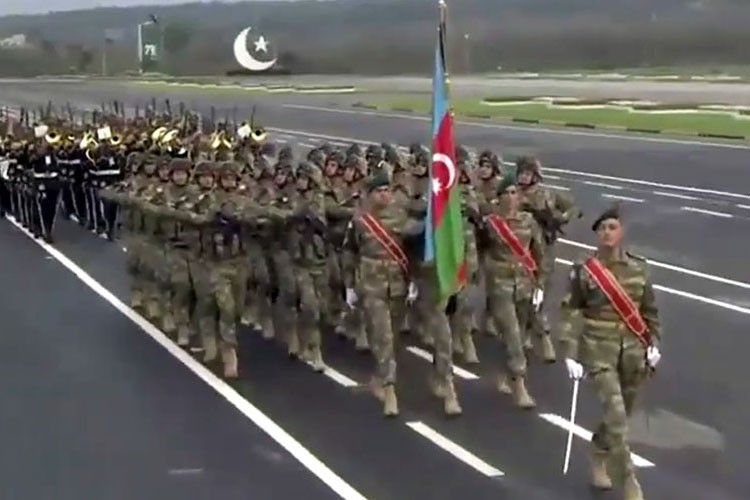 Hərbçilərimiz Pakistanda hərbi paradda iştirak ediblər - FOTO