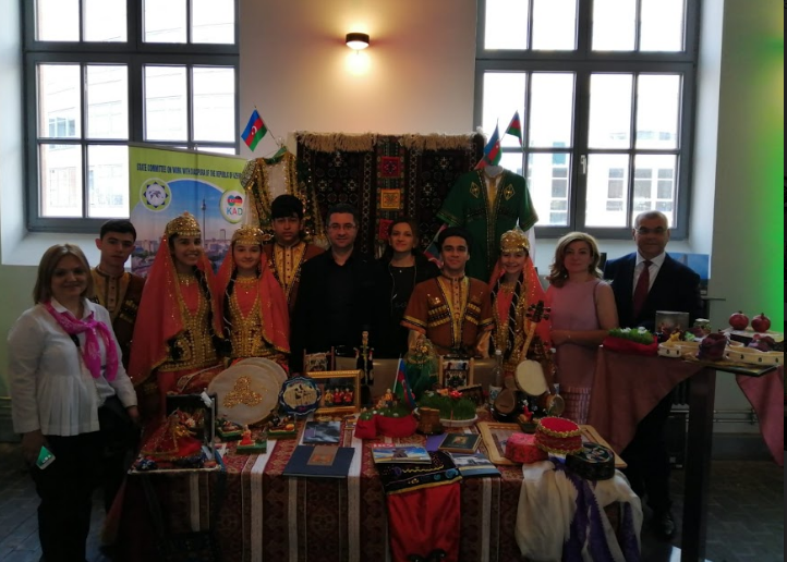 Azərbaycanın Novruz stendi Berlində - FOTOLAR