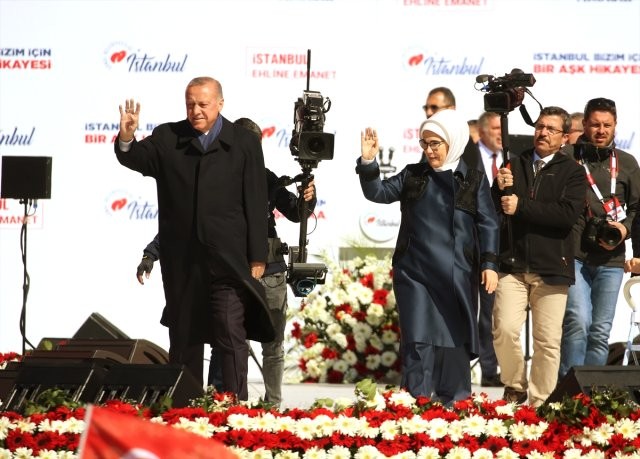 Mitinqə 1 milyondan çox insan qatılıb - FOTO