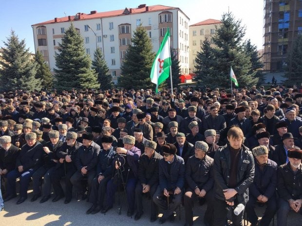 İnquşetiyada Çeçenistana qarşı mitinq başladı - FOTO-VİDEO