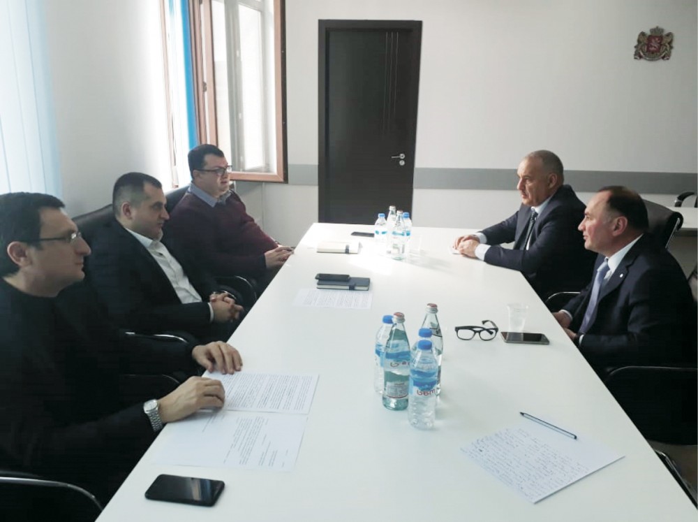 Gömrük xidmətinin nümayəndələri arasında regional layihələr müzakirə edildi - FOTO