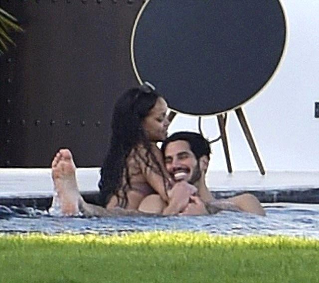 Rihanna ərəb milyarderdən hamilə qalıb? - İDDİA