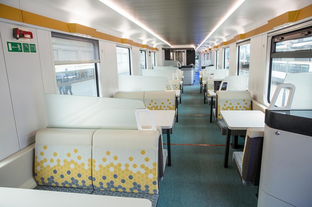 Baki-Tbilisi-Qars sərnişin qatarı Bakıya  çatdı - FOTOLAR