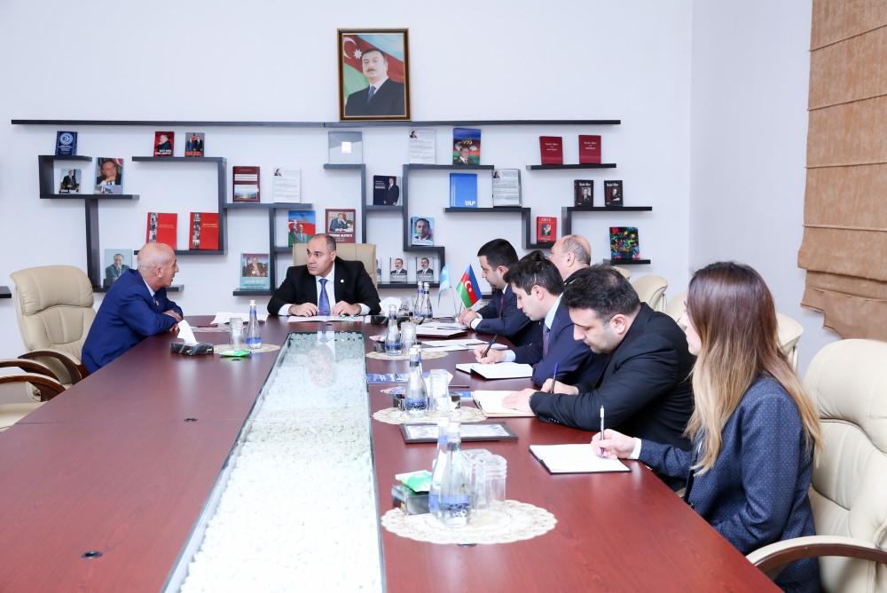 Səfər Mehdiyev Göyçayda vətəndaşları qəbul etdi 