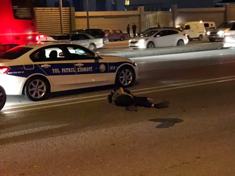 Bakıda avtomobil piyadanı vuraraq öldürdü - FOTO