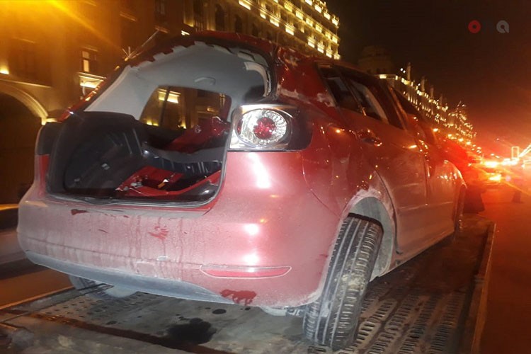 Paytaxtda yol qəzası: xəsarət alan var - FOTO