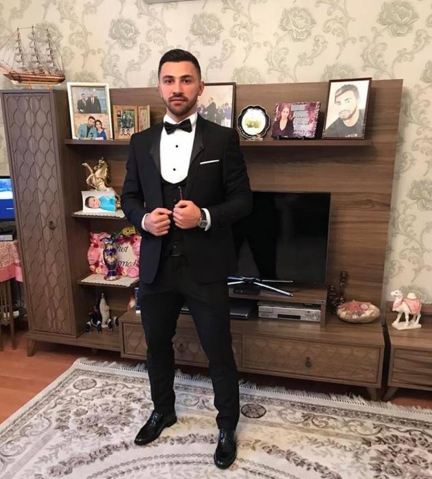 Dünya çempionu “dərviş toyu” etdi - FOTO