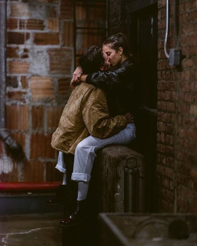 David Beckham oğlu modellə öpüşərkən görüntüləndi - FOTOLAR