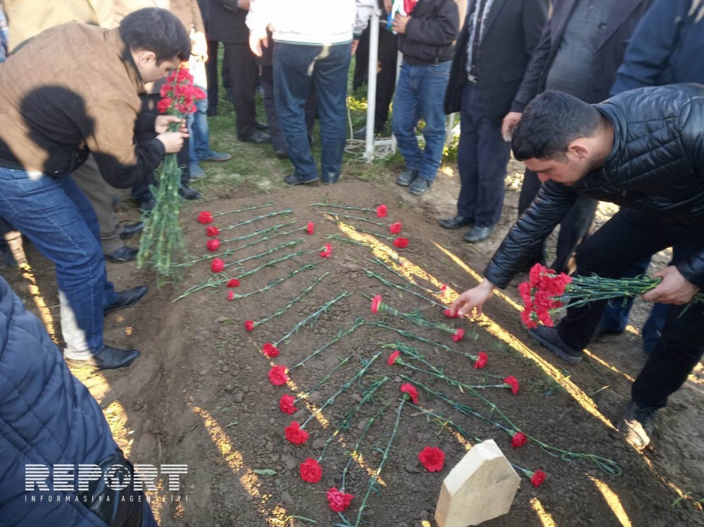 İtkin düşmüş əsgərin 25 ildən sonra məzarı tapıldı - FOTO