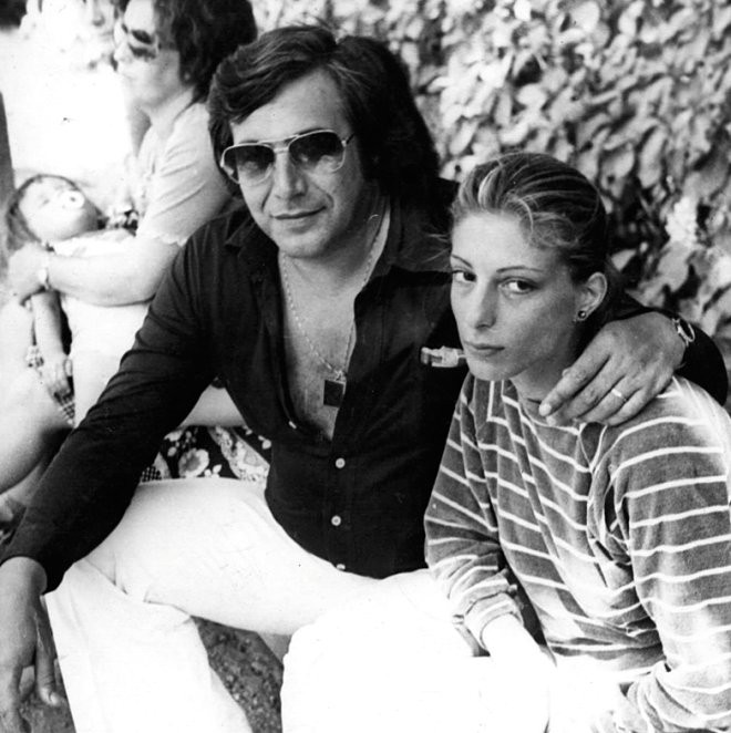 Hər kəsi ağladan bu mahnı hansı qadına yazıldı? - FOTO (VİDEO)