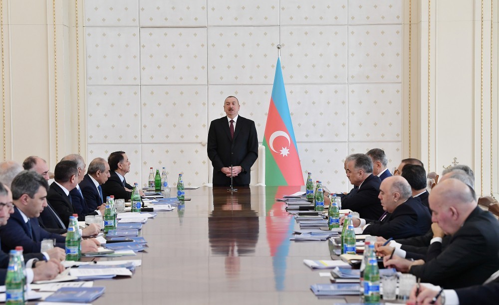 İlham Əliyev nazirləri TOPLADI - YENİLƏNİB