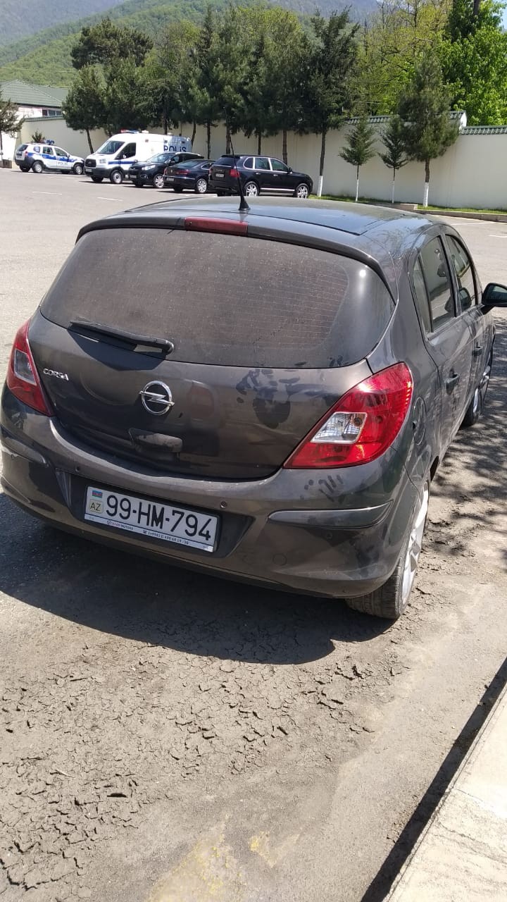 Polis "avtoş"luq edən sərxoş sürücünü saxladı - FOTO