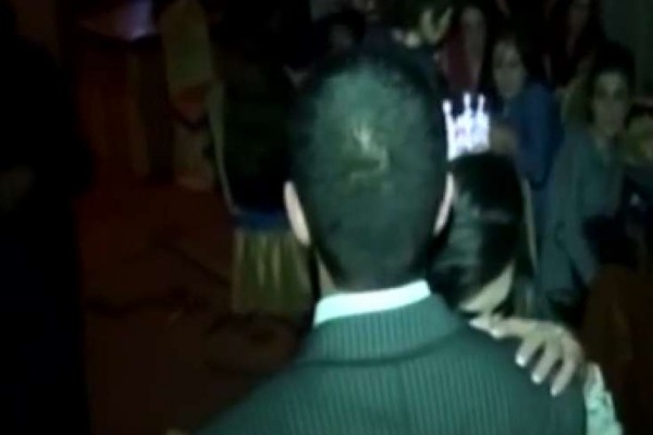 Azərbaycanda təzə gəlin asılı vəziyyətdə tapıldı - FOTO