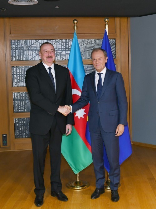 Donald Tusk: “Azərbaycanın regiondakı rolunu yüksək qiymətləndiririk”