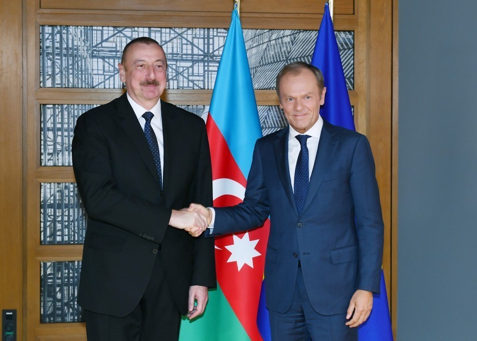 Donald Tusk: “Azərbaycanın regiondakı rolunu yüksək qiymətləndiririk”