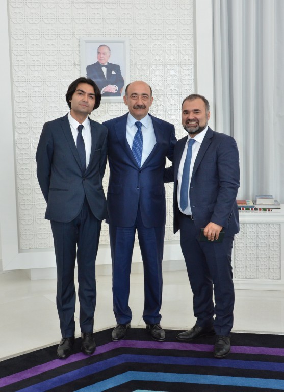 Prezidentin mükafatlarını nazir onlara təqdim etdi - FOTOLAR