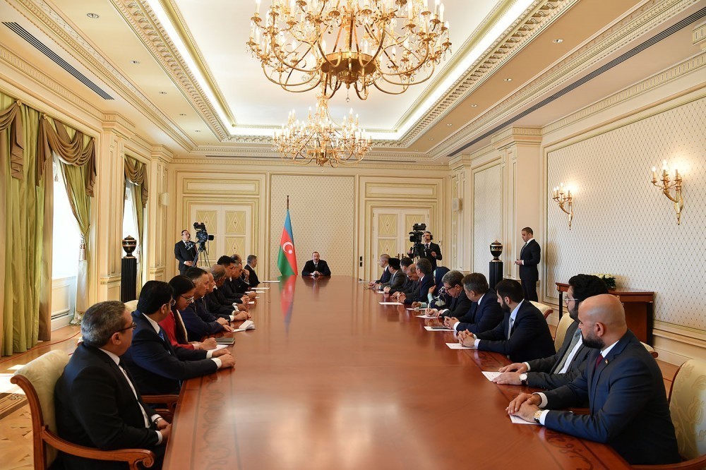 İlham Əliyev müsəlman səfir və diplomatları qəbul etdi - FOTOLAR