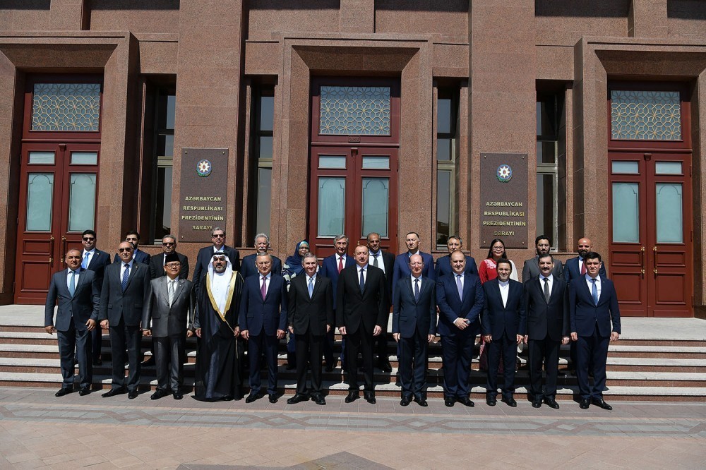 İlham Əliyev müsəlman səfir və diplomatları qəbul etdi - FOTOLAR