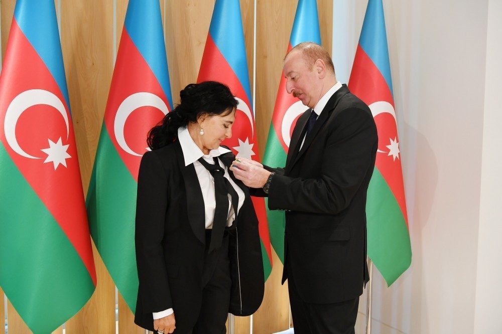 Prezident və xanımı  İrina Viner-Usmanova ilə görüşdülər 
