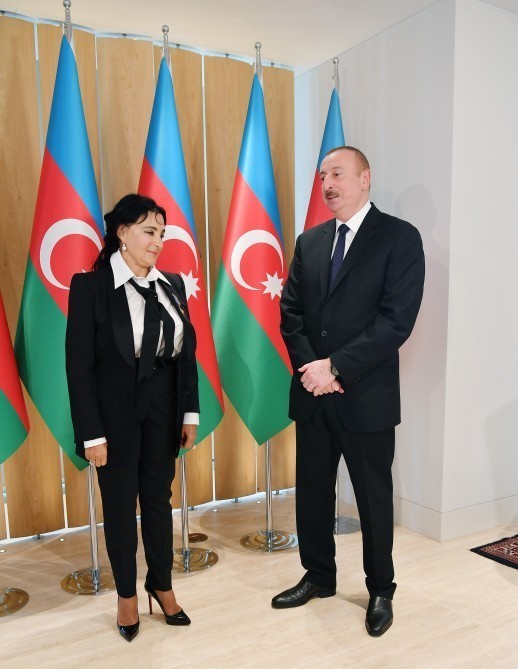Prezident və xanımı  İrina Viner-Usmanova ilə görüşdülər 