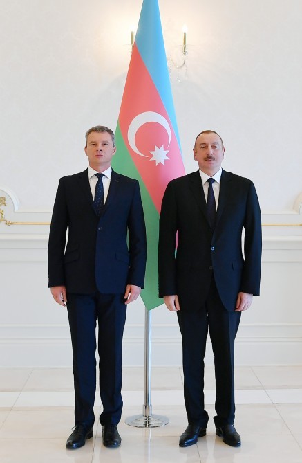 Prezident yeni səfiri qəbul etdi - FOTOLAR