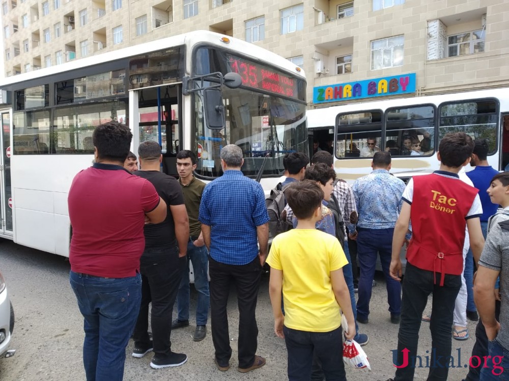 "Xalıq Faiqoğlu"ya məxsus sərnişin avtobusu qəzaya düşdü - FOTOLAR