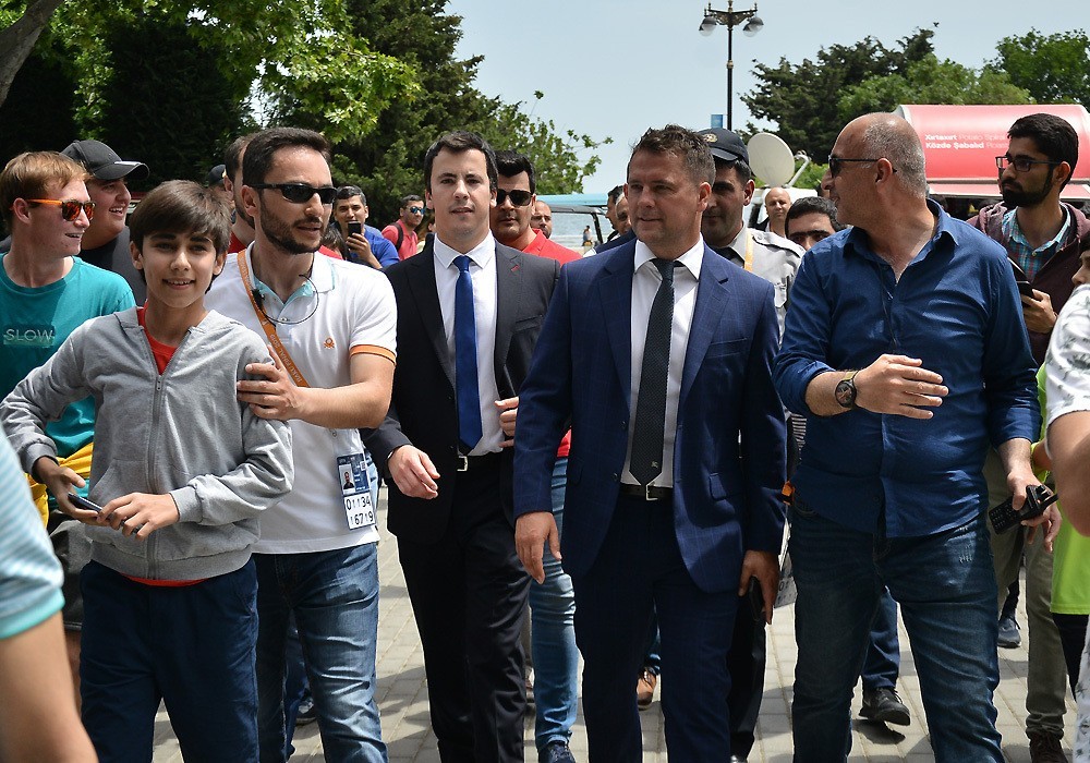 Dənizkənarı Bulvarda Azarkeş Festivalı start götürdü - FOTOLAR