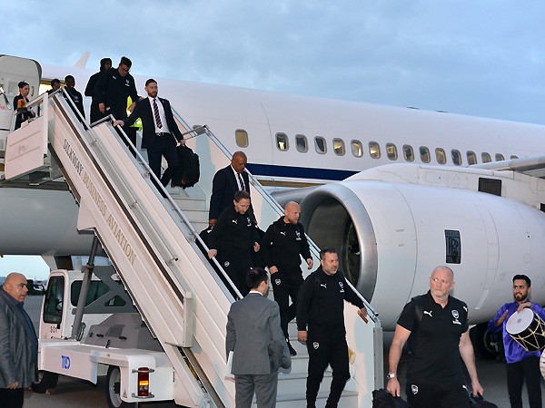 “Arsenal” futbolçuları Bakıda belə qarşılandı - FOTO