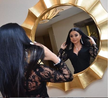 Azərbaycanlı model səhnəyə belə çıxdı - FOTO