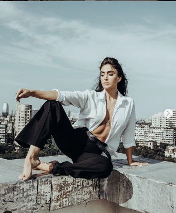 Pərvin Abıyevanı bu fotolara görə qınadılar 