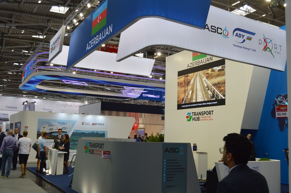 Azərbaycan ilk dəfə Avropanın ən böyük nəqliyyat sərgisində təmsil olunur - FOTO