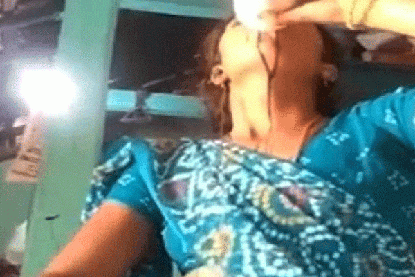 Əri “TikTok”u qadağan etdiyi üçün zəhər içib özünü öldürdü - Foto