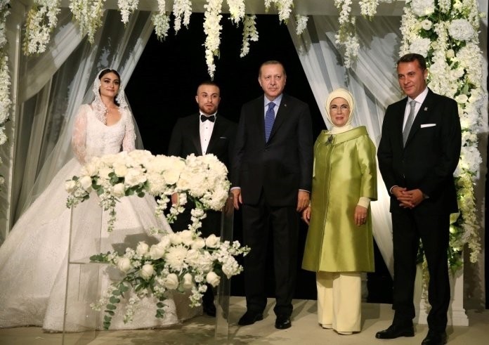 Ərdoğanın nikah şahidi olduğu cütlük boşandı – Səbəbi… (VİDEO)