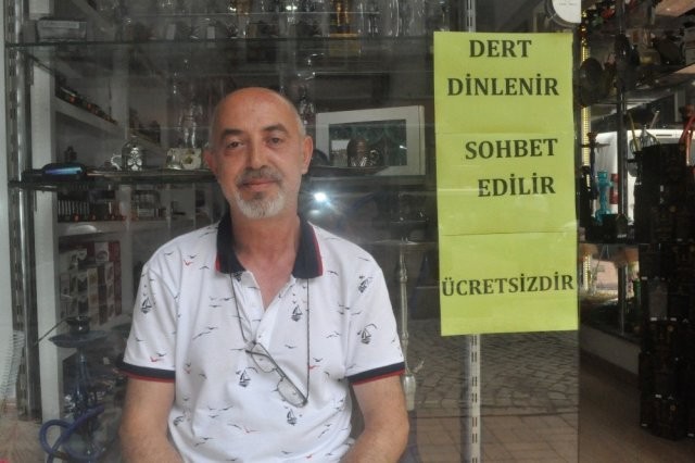 Qapısındakı elana görə hər kəs bu mağazaya girir - FOTO (VİDEO)