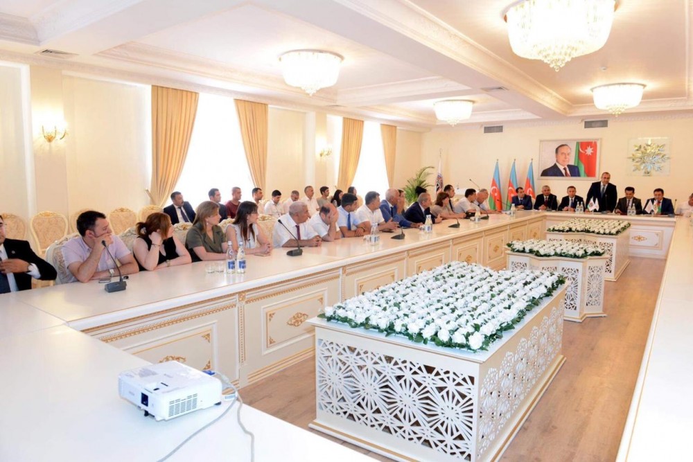 Deputat Vəkillər Kollegiyası ilə memorandum imzaladı - FOTO