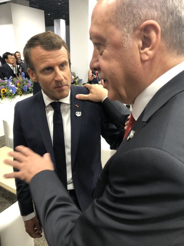 Görüşdülər və bu işarə ilə mesaj verdilər - FOTOLAR