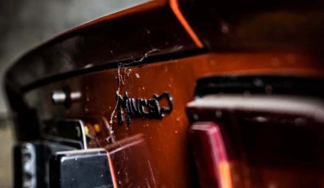 Hərracda orta təmirli ev aldı - Qarajdan "Lamborghini" çıxdı (FOTOLAR)
