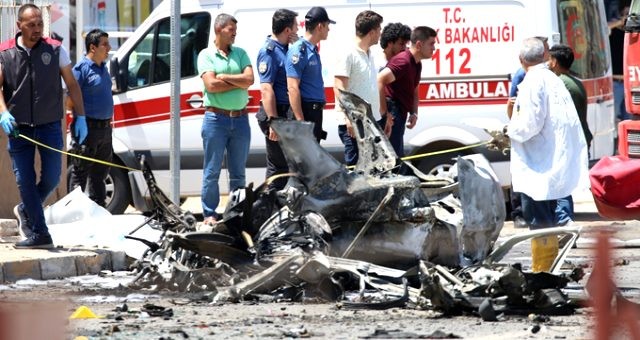 Türkiyədə terror törədildi: Ölənlər və yaralılar var (FOTOLAR)