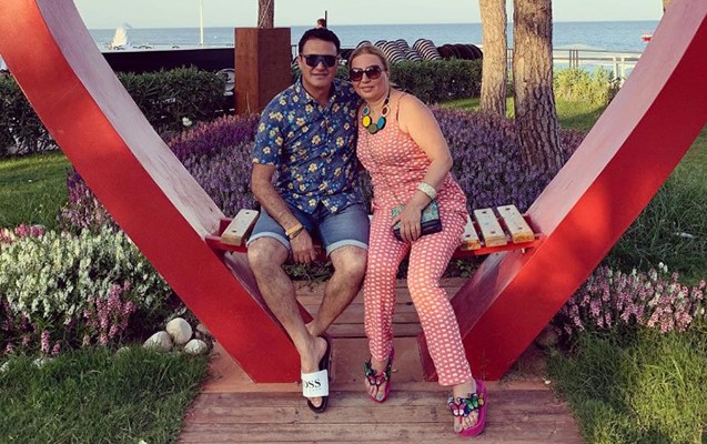 Nadir xanımı ilə Antalyada belə dincəlir - Fotolar