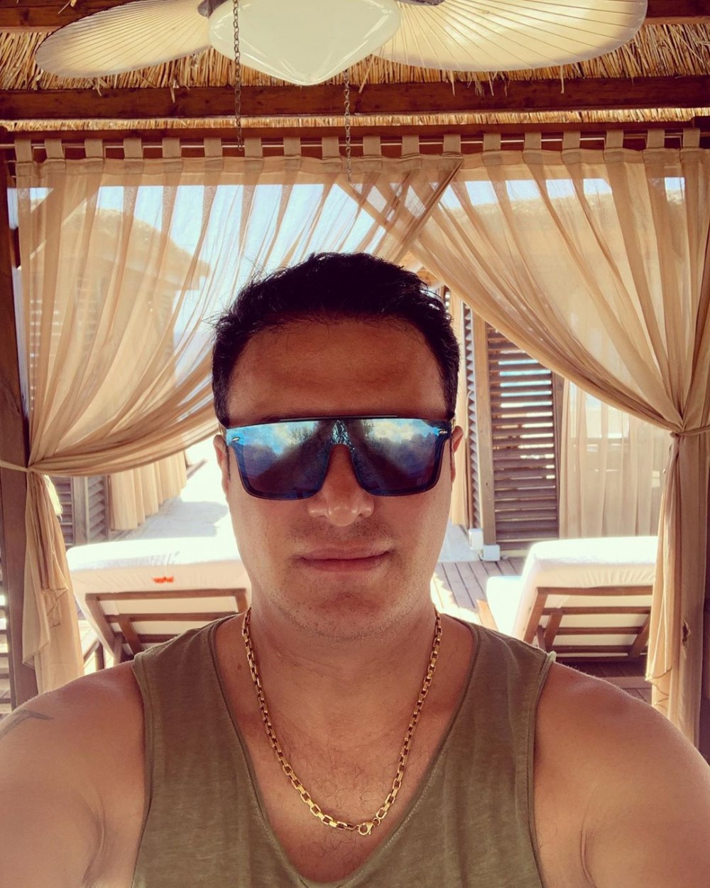 Nadir xanımı ilə Antalyada belə dincəlir - Fotolar