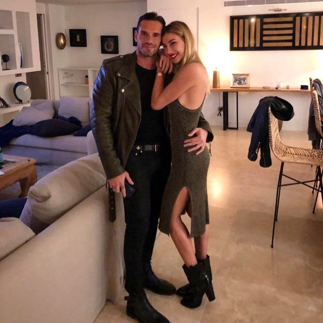 Şeyma Subaşı sevgilsiylə öpüşərkən göüntüləndi - FOTO