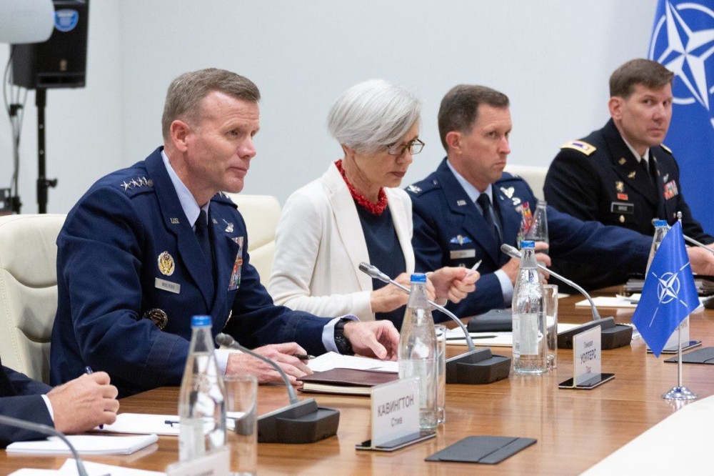 NATO komandanı ilə Gerasimov Bakıda görüşdülər  - FOTO
